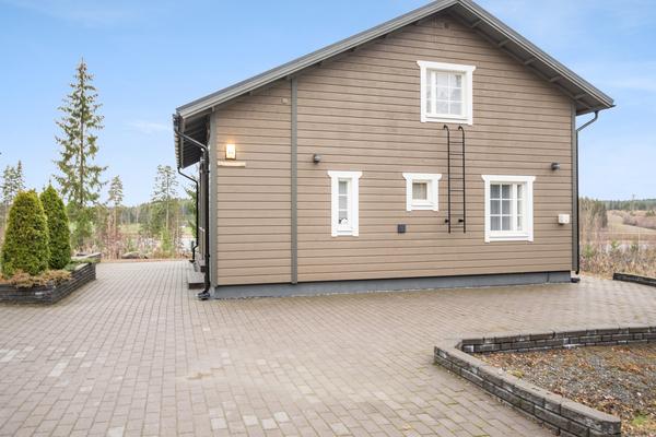 VILLA NUMMENRANTA 2