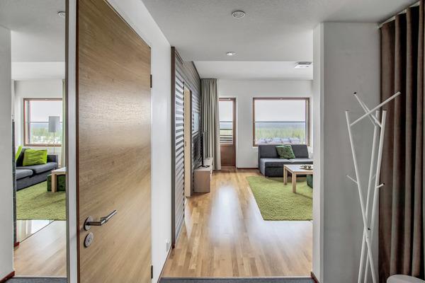 NORDIC CHALET 9506