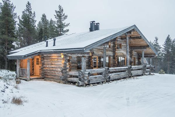 MÄENTÄHTI A