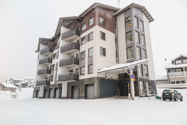 NORDIC CHALET 8202