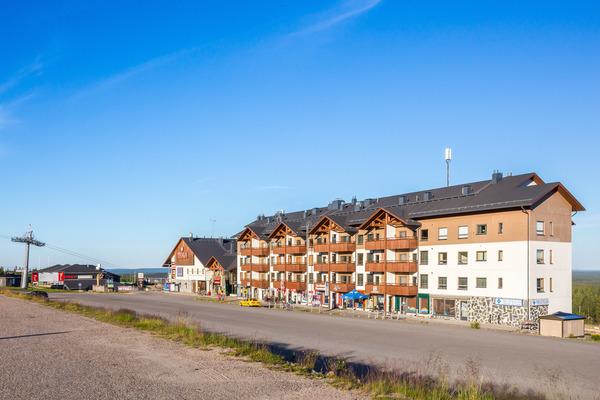 SKI CHALETS 7405