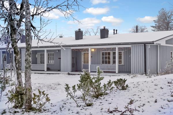 SAARISELÄNTIE 8 A 2, loppusiivous sis. viikoilla 1, 8-16, 51-52