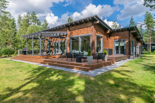 VILLA MURDOC