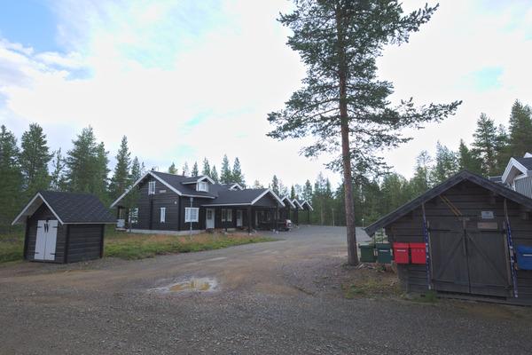YLLÄSKUMPU 1