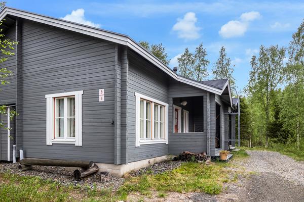 YLLÄSTOKKA 8