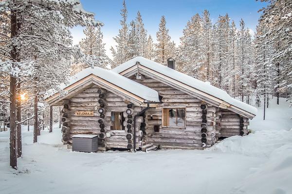 KELOMAJA (Lomaylläs maja)